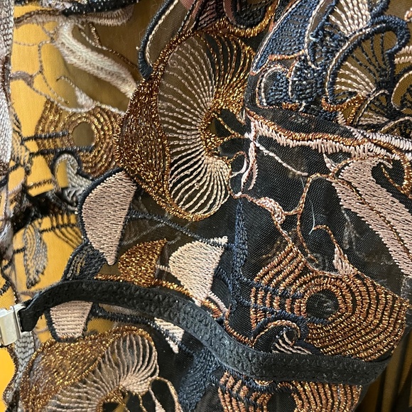 Thistle and Spire Chantrelle Bodysuit Black Rose Gold Size Large - Picture 3 of 6